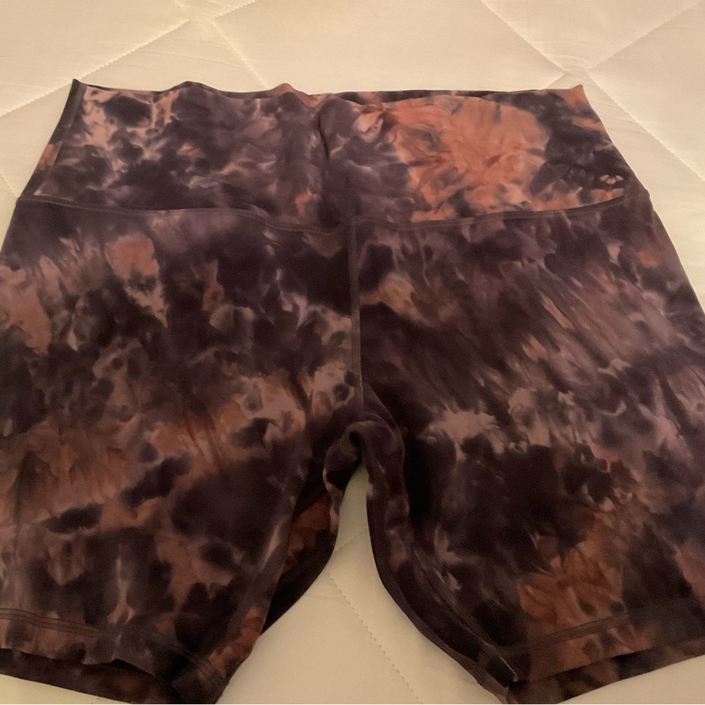 Lululemon high waist shorts
